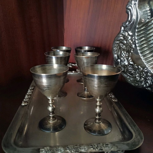 Set of six glasses with trays used, vintage items