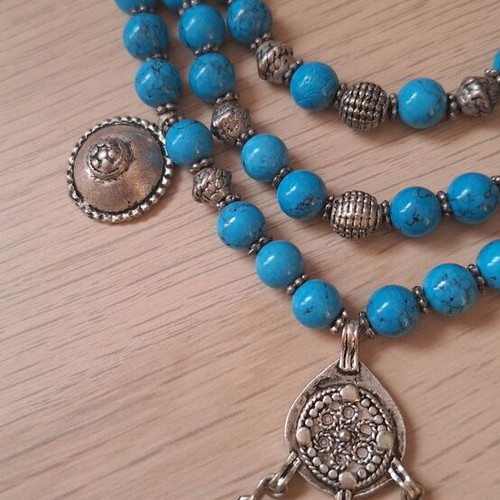 Dreamcatcher Necklace with Turquoise and Silver like new