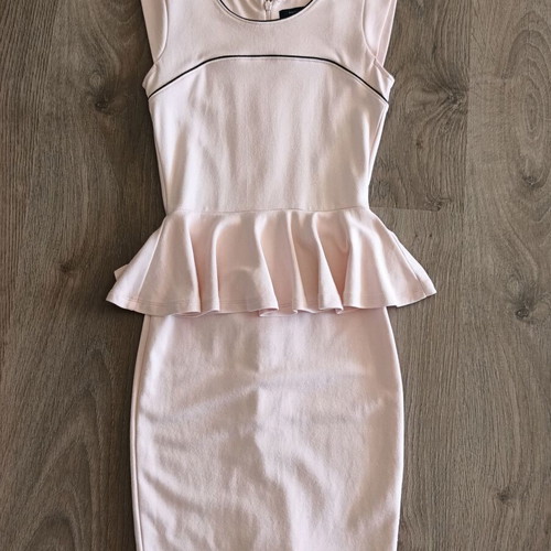 French Connection Cocktail Dress XS pink like new