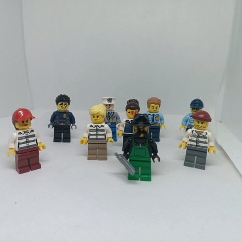 Lego figures set of 9 like new, police and criminals