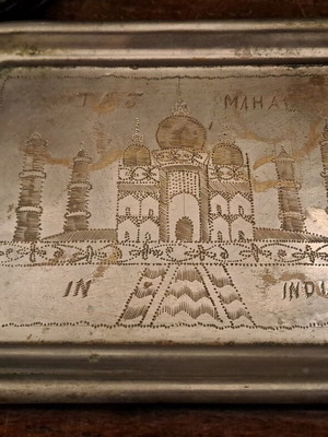 Vintage διακοσμητικό δισκάκι με χαραγμένο Taj Mahal μεταχειρισμένο