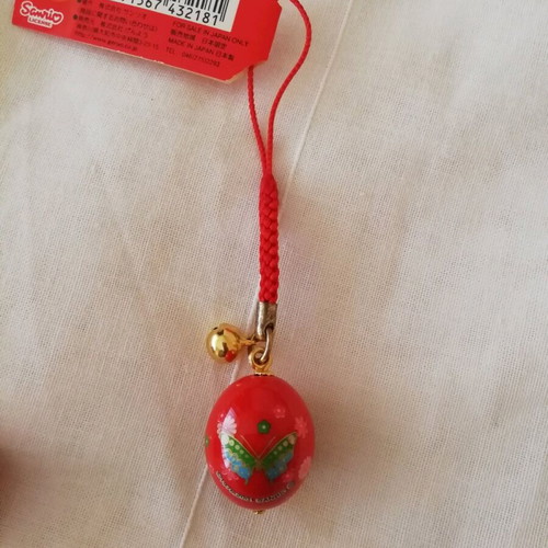 Hello Kitty collectible charm egg new
