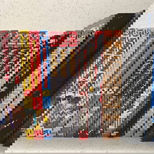 Manga аниме комикси в употреба, комплекти Jojo, Attack on Titan, Warcraft, My Hero Academia