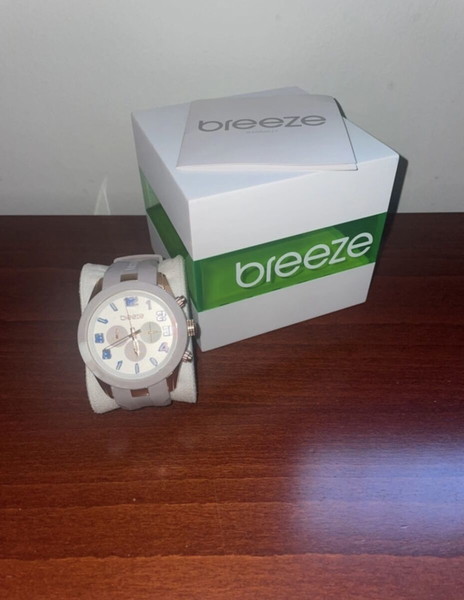 Breeze watch