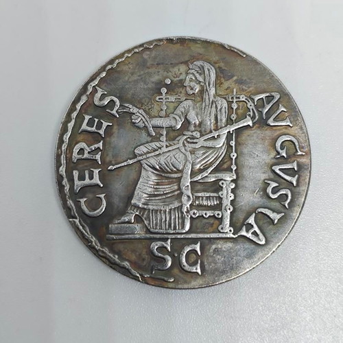 Collectible coin replica Roman Sestertius of Claudius like new
