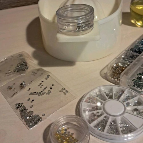 Nail Art Brush Set like new with various nail products