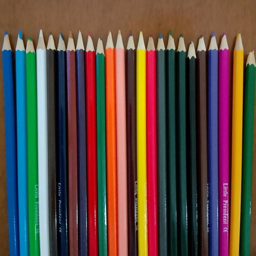 Painting pad pack used with 14 sheets, colored pencils and pencil case