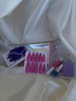 Press On Nails Magenta Stardust Collection new set