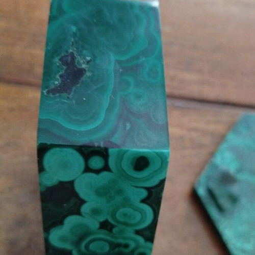 Box made of natural malachite like new