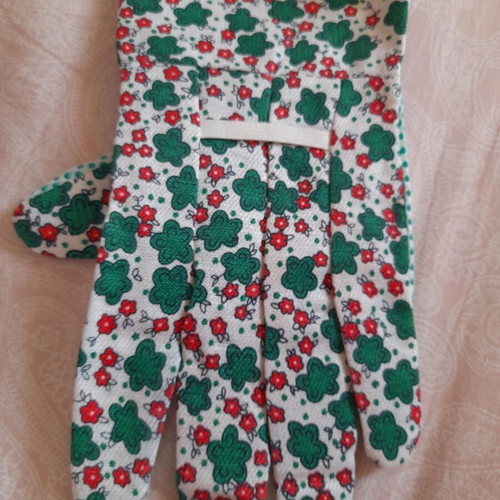 Garden gloves new, two pairs, thin