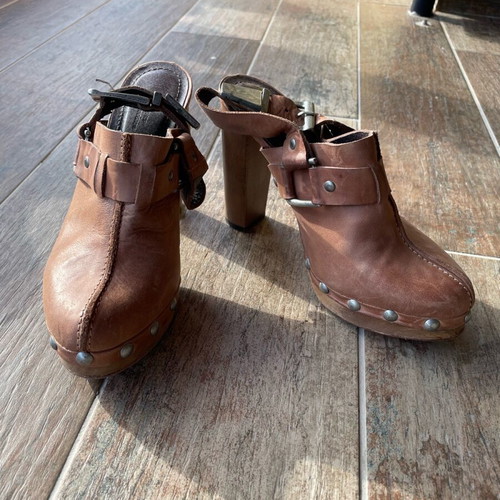 Mule shoes like new, brown, size 38, leather heels
