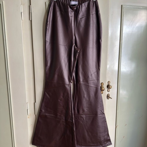 Marmalady flare faux leather pants brown new, size L