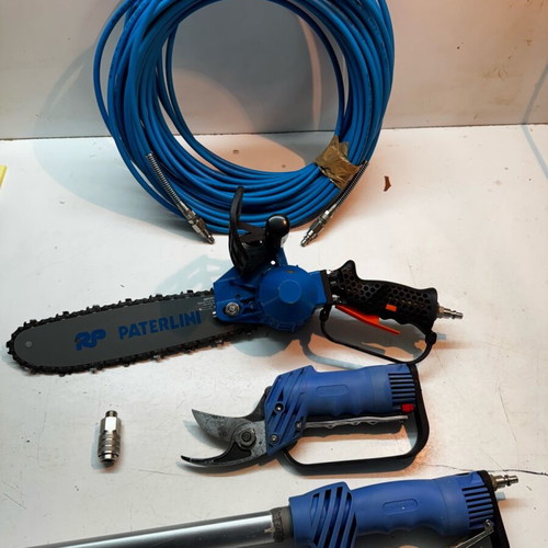 Paterlini hanging pruning air compressor set used with accessories
