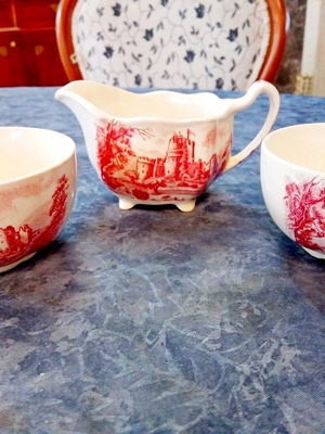Vintage porcelain milk jug and 2 sugar bowls Johnson Bros Old Britain Castles