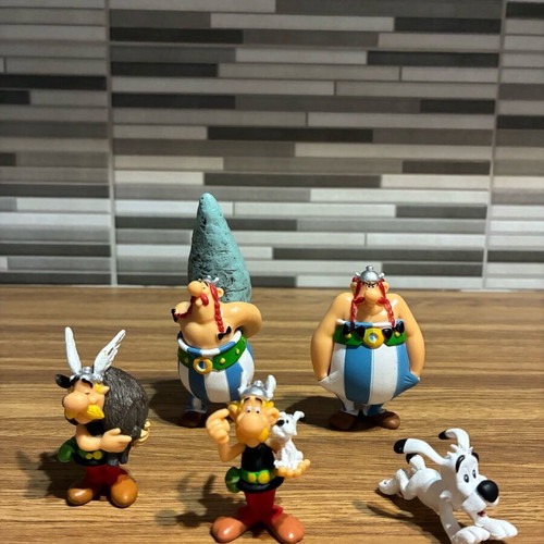 Asterix & Obelix figures like new, all together