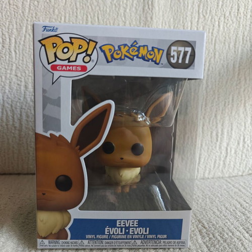 Funko Pop Pokemon Eevee 577 with protector new