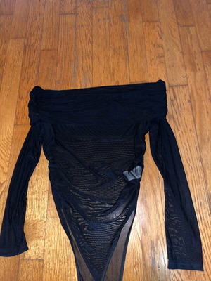 Shein black transparent off-shoulder blouse like new, size M
