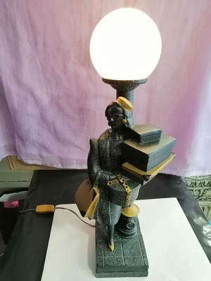 Table lamp