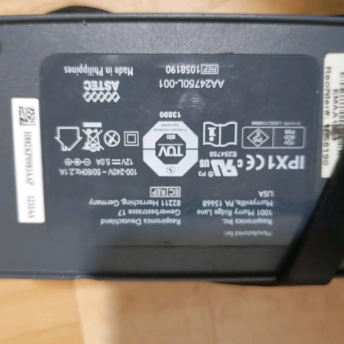 Charger 12 volt 5 amp used