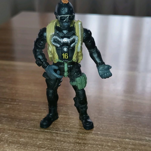 Soldier figure 10cm height like new, excellent condition