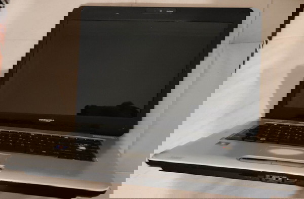 Toshiba l450d λειτουργικό