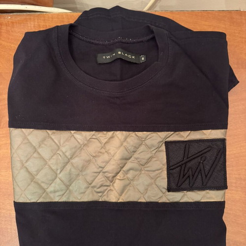 Twin Black T-shirt like new, size S, black and beige