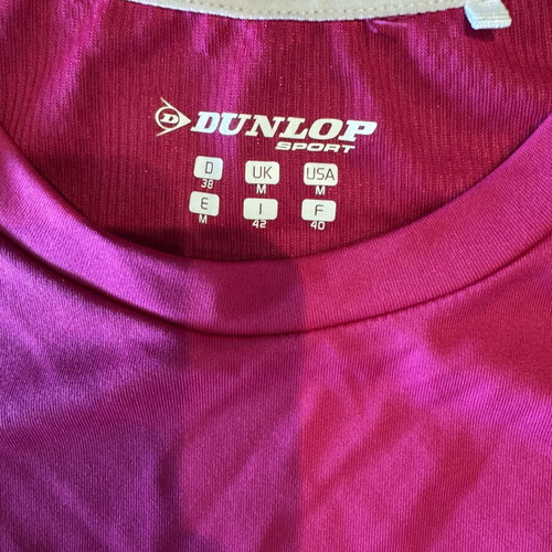 Dunlop Aerocool sports t-shirt, fuchsia, size M