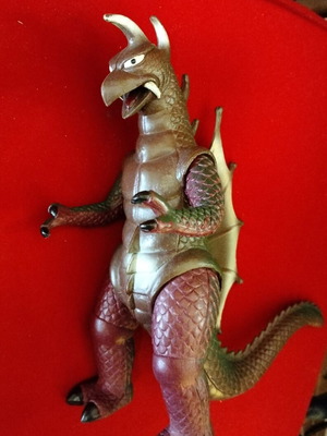 Vintage Gigan Bootleg figure 1980s Godzilla enemy kaiju