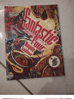 Fantastic Four by Alex Ross comic book like new