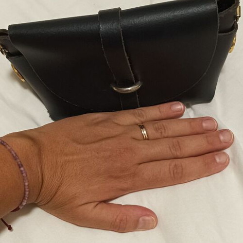 Leather handbag like new, black, timeless handmade design