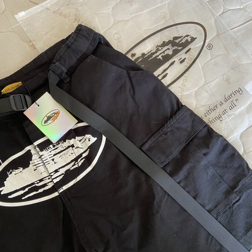 Corteiz cargo shorts, black and white, streetwear style