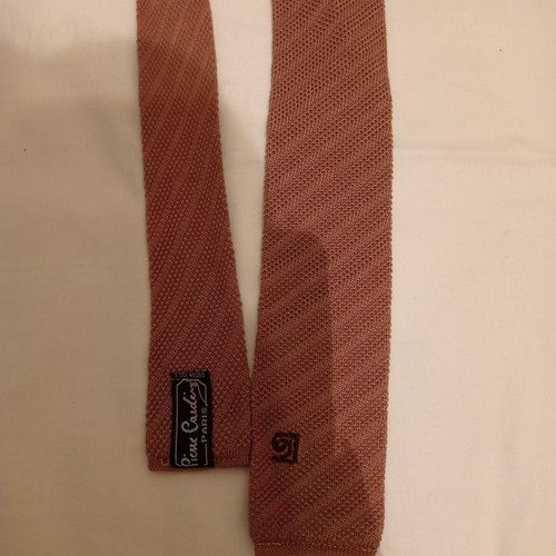 Pierre Cardin knitted brown tie in excellent condition