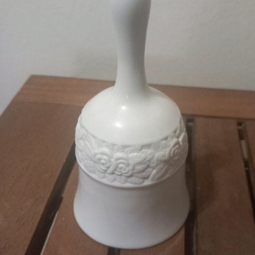 Porcelain bell used, very good condition