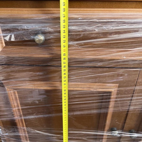Wooden unit used, 10 pieces with display cabinets