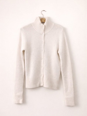 White knitted Zara cardigan with stand-up collar like new
