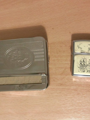 Zippo lighter used 1995 with new cigarette case