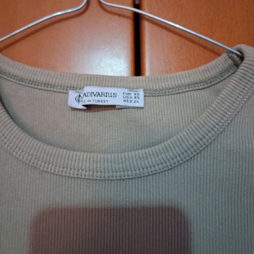Stradivarius short sleeve t-shirt like new, green, XS