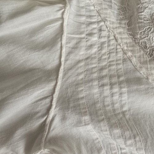 Vintage white Edwardian style shirt size S used