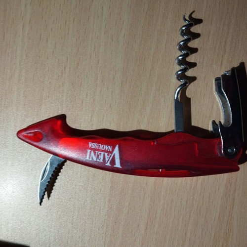 Multifunctional corkscrew bottle opener like new