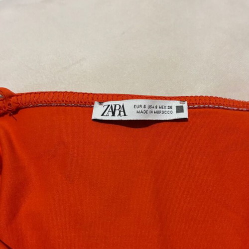 Zara women's bodysuit coral like new, size Small