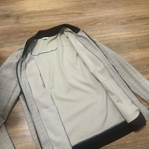 Men's casual Calvin Klein plaid bomber jacket, like new, XL size, gray