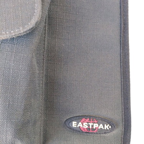 Eastpak fabric binder like new with rings and pockets