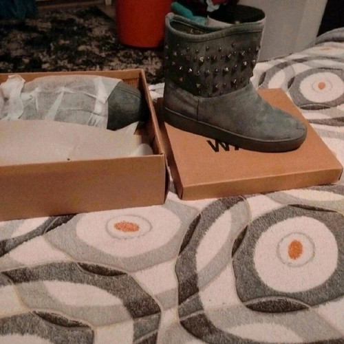 Suede ankle boots grey new, size 38, Lets walk
