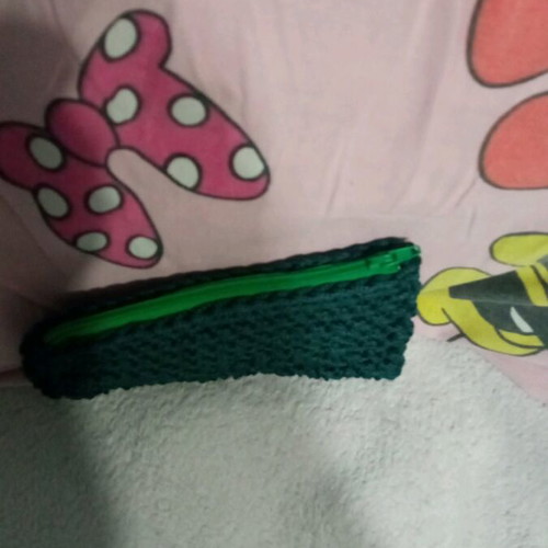 Handmade knitted wrist bag new, emerald green