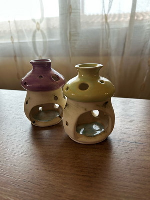 Decorative tealight holders like new, clay with glass