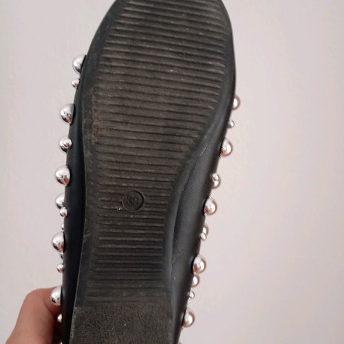 Ballerinas with silver studs size 39 like new, black