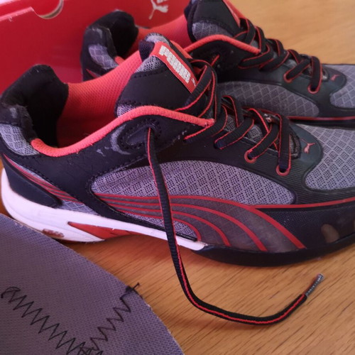 Puma women's safety shoes with aluminum toe cap like new, size 38