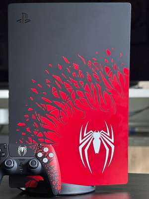 Sony PlayStation 5 Marvel’s Spider-Man 2 Limited Edition Bundle нов, 1TB