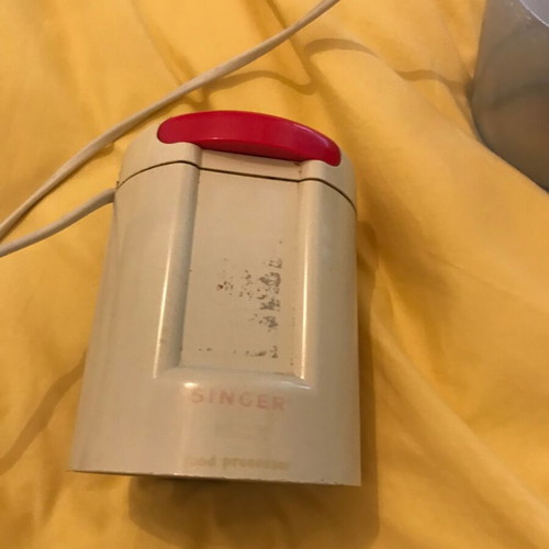 Singer slicer used without the red blade