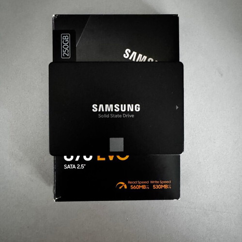 Samsung 870 EVO 250GB like new